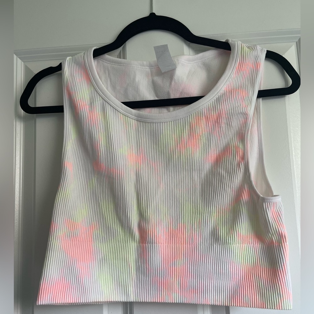 Zyia crop tank